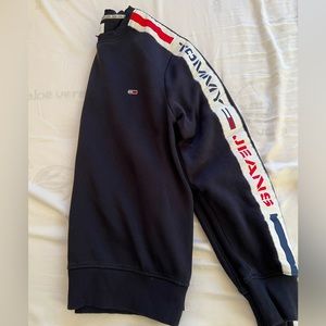 Tommy Hilfiger sweater